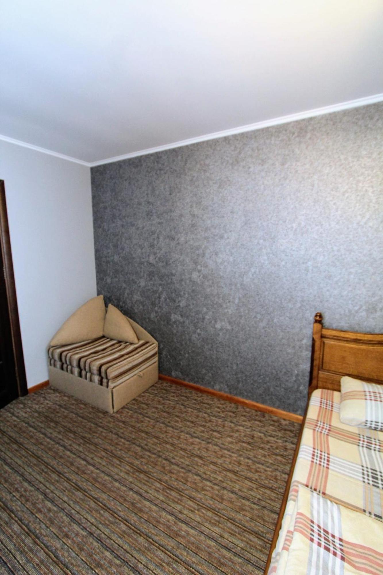 Затишний Міні-Готель "Rosky" Yasinya Room photo