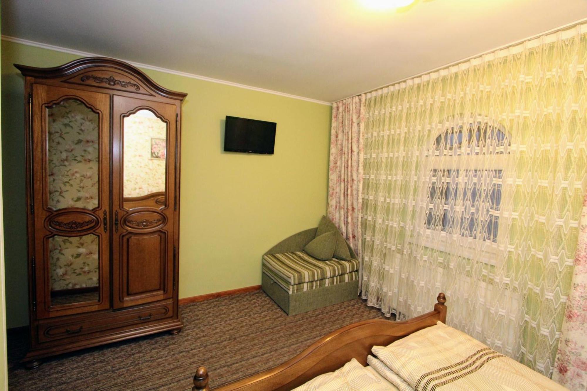 Затишний Міні-Готель "Rosky" Yasinya Room photo